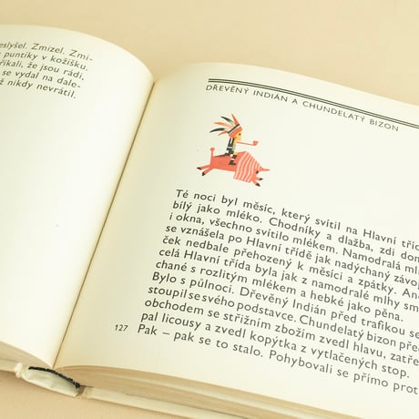 『Pohadky z bramborovych radku』クヴィエタ・パツォウスカー（Kveta Pacovska） 絵　1965年