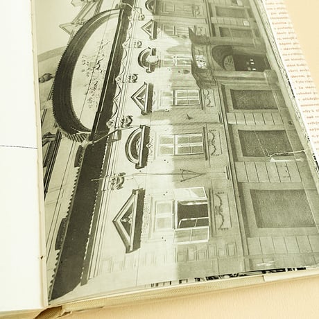『Prazske palace』　プラハの建物の本　1946年