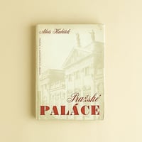 『Prazske palace』　プラハの建物の本　1946年