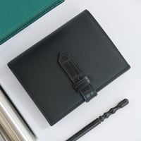 クロコダイルベルト付き二つ折り財布