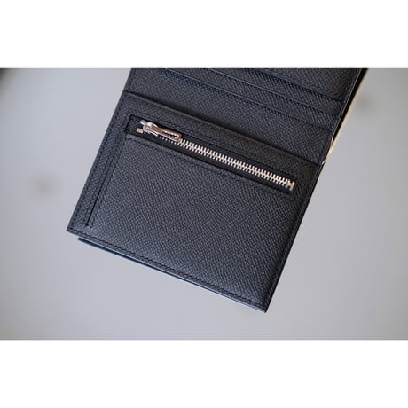 二つ折り財布