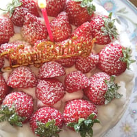 いちごのお誕生日ケーキ