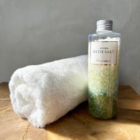 【GIFT SET】〈フェイスタオル〉＋〈アロマバスソルト〉