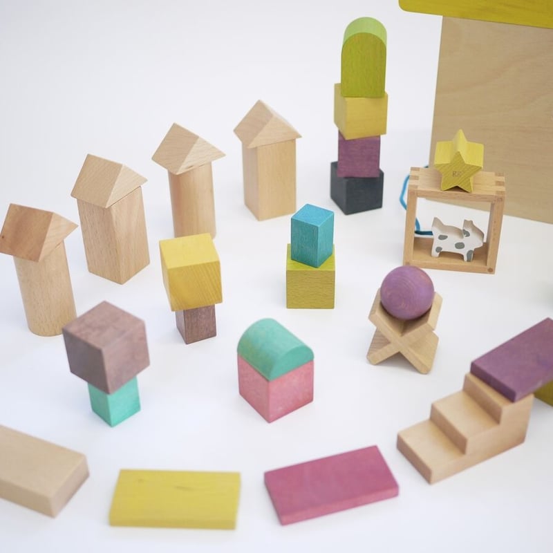 新品 IRODORI カラフル 木製 積み木 ママも子どももうれしい 遊び方