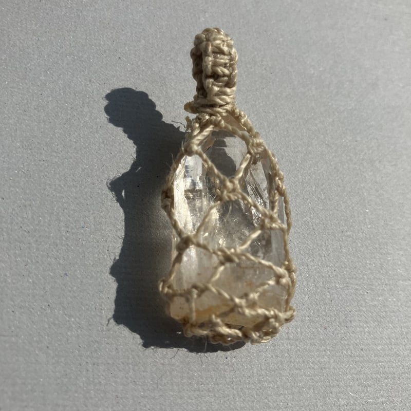 ワイルド系 水晶 魔除け 浄化 ネックレス付き 12-2 | now.