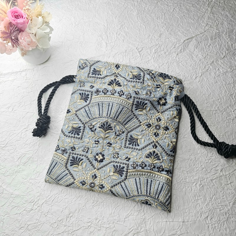 巾着ポーチ インド刺繍生地 ブルー | Lilili