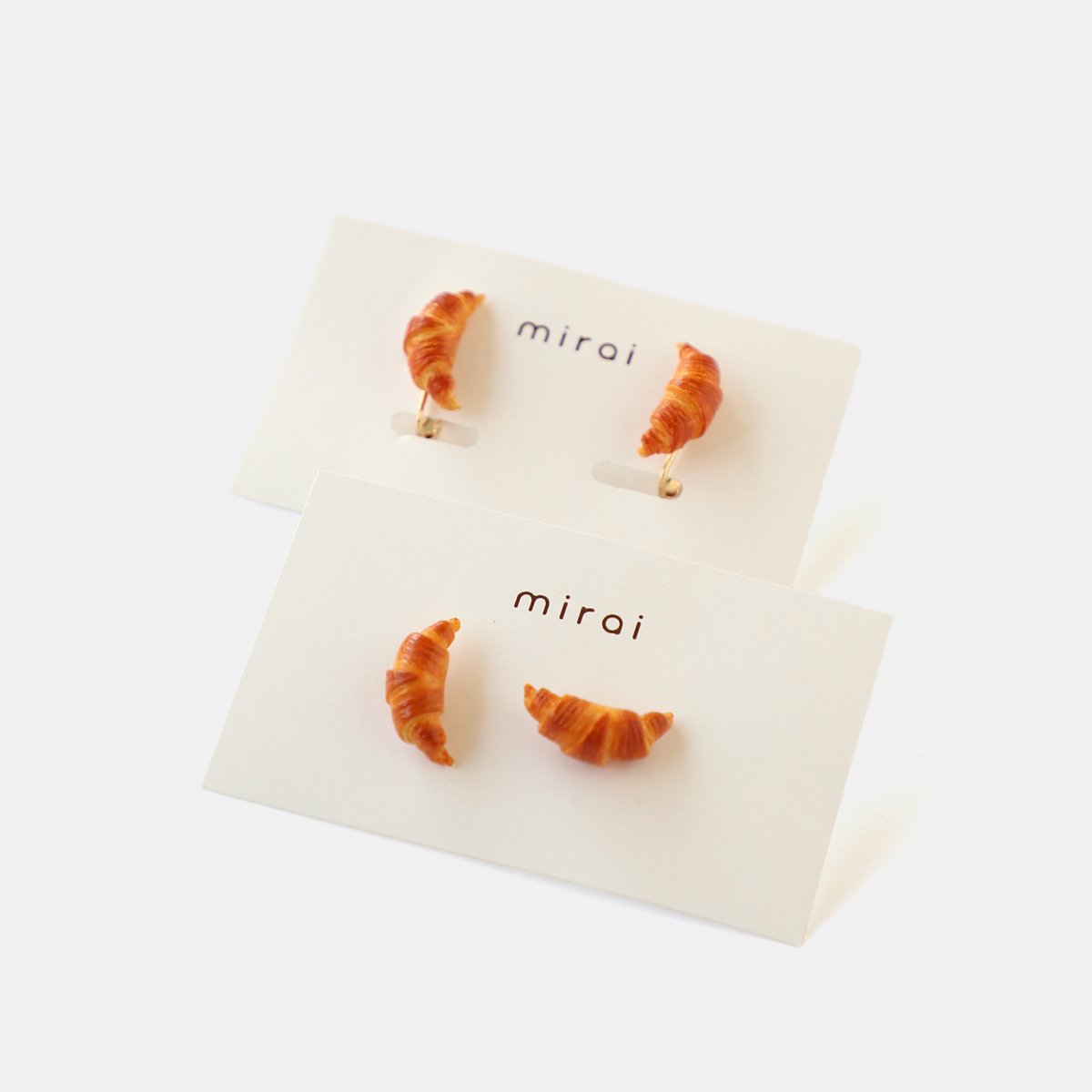 クロワッサンピアス・イヤリング | はあと・フレンズ・ストア ONLINE SHOP