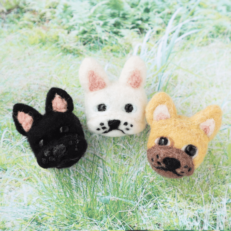 ぶるたんブローチ | はあと・フレンズ・ストア ONLINE SHOP