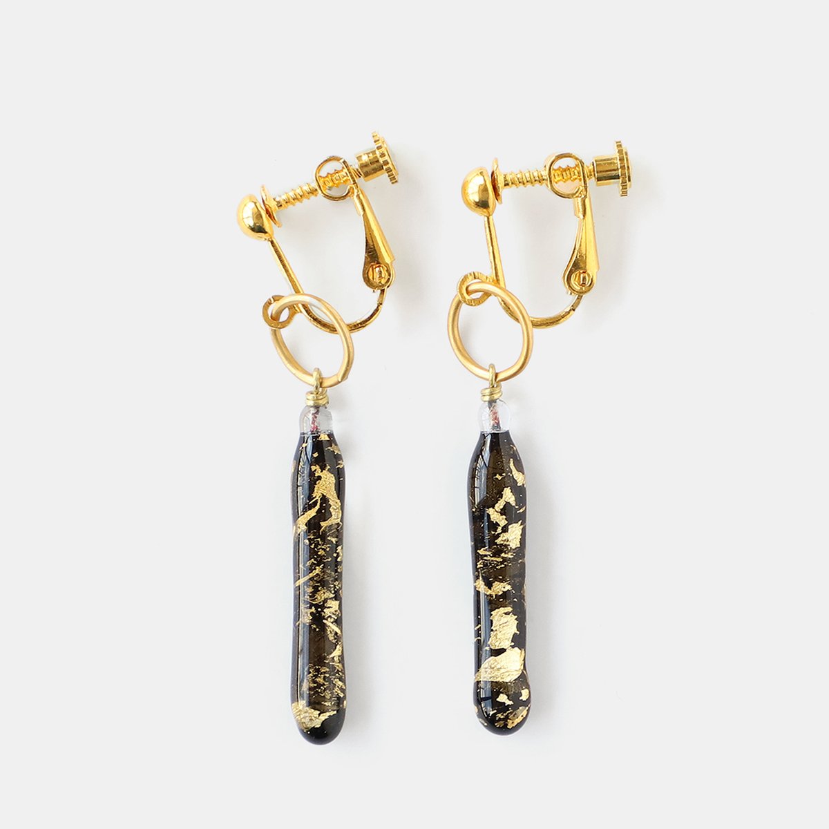 ギフト対応可】viivant スティックピアス・イヤリング（GOLD・黒
