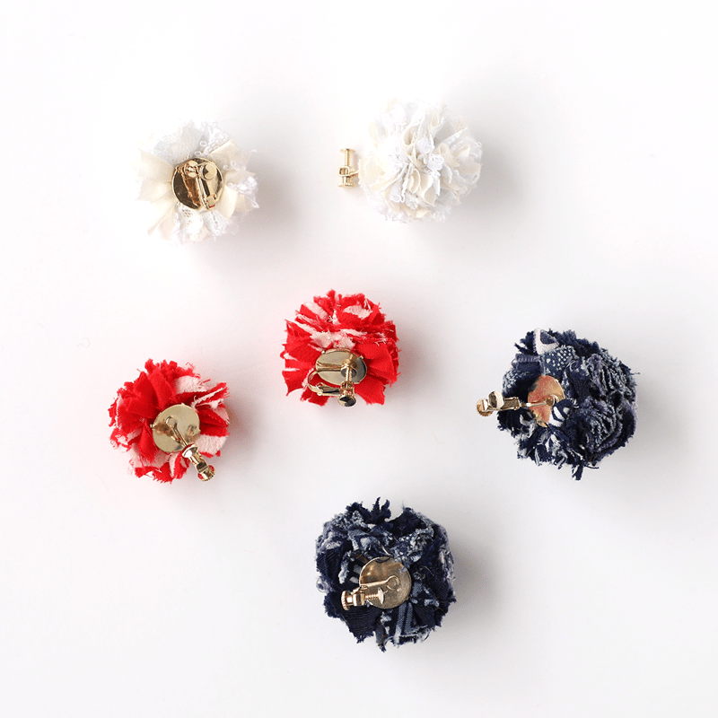 ポンポンイヤリング・ピアス | はあと・フレンズ・ストア ONLINE SHOP 