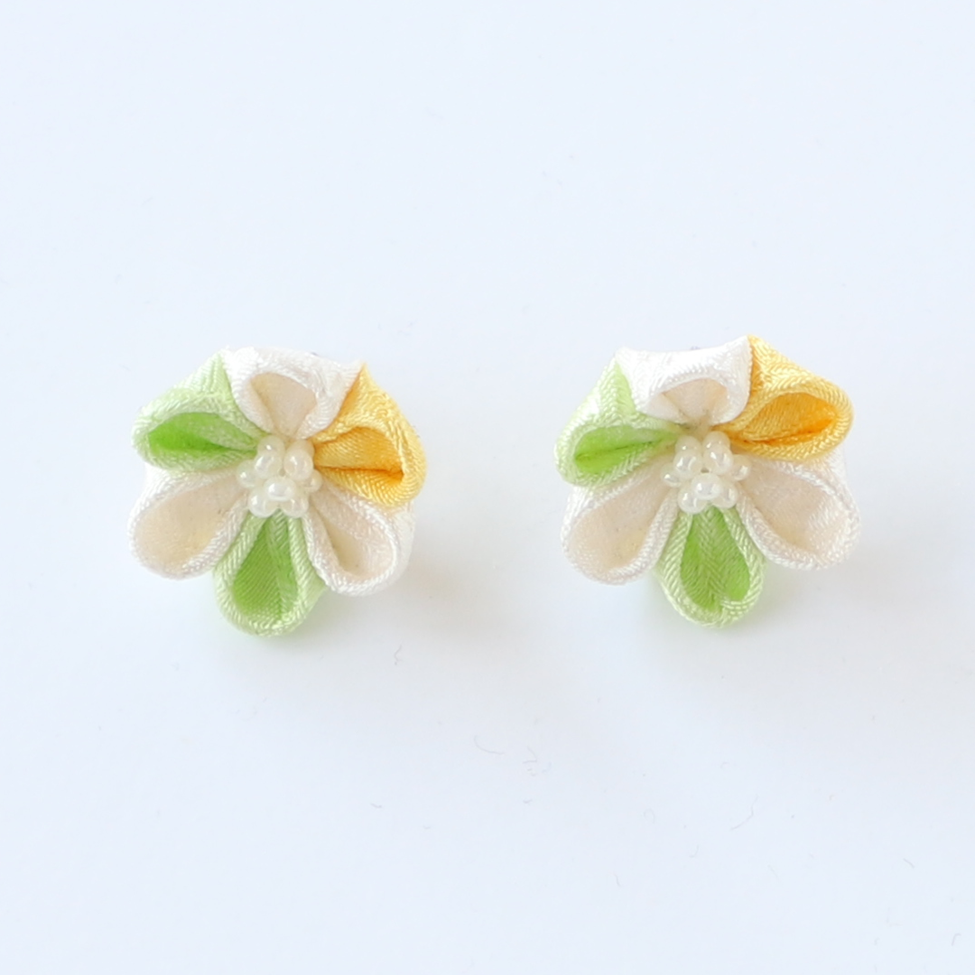 つまみ細工ピアス | はあと・フレンズ・ストア ONLINE SHOP