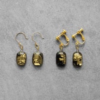 【ギフト対応可】viivant シンプル スクエアピアス・イヤリング（GOLD・黒）