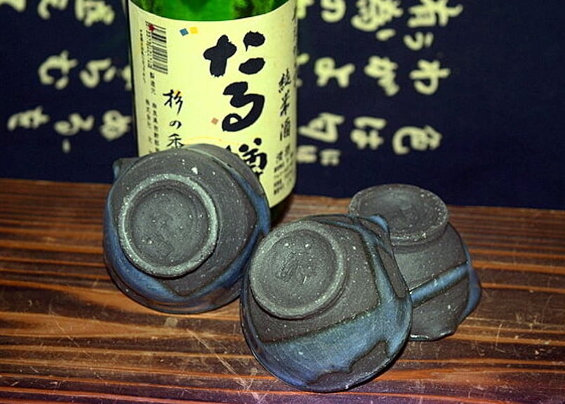 信楽焼　作家のぐい呑み 信楽焼 片口注器・ぐい呑み2客セット 450ml(満水時) 陶器 彩虹