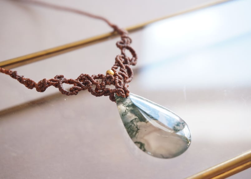 モスアゲート（苔瑪瑙） マクラメ編みネックレス・マクラメネックレス