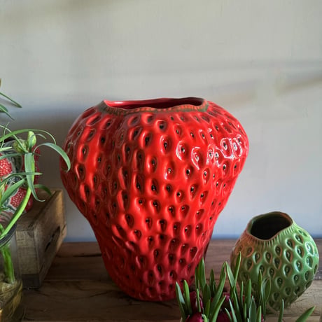 Despots Strawberry vase XLarge