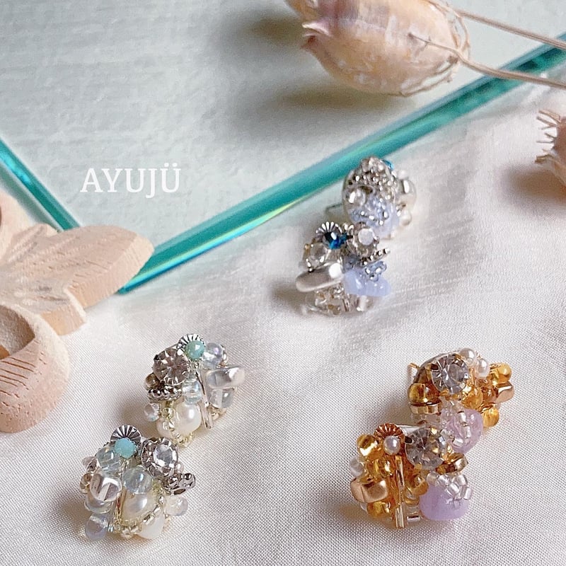 𝐑𝐚𝐩𝐭𝐮𝐫𝐞 ブルーレースアゲート ピアス/イヤリング | AYUJÜ