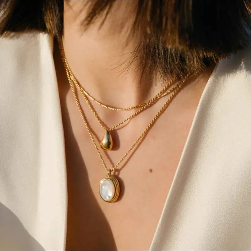 H668 厚切り天然シェル 楕円形ネックレス 18KGP | SanSun Jewelry