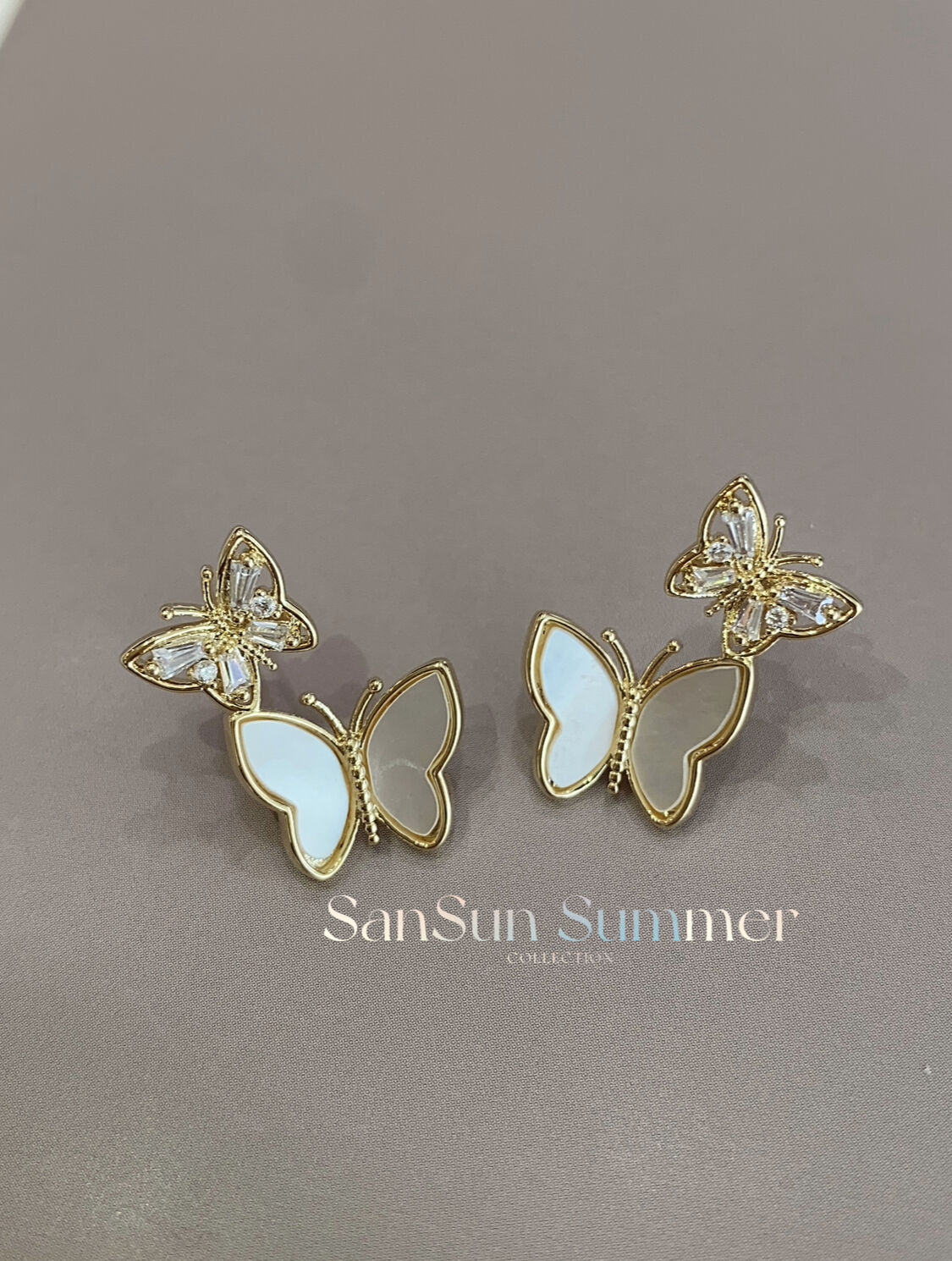 SS694 天然シェル ダブル蝶々🦋ピアス | SanSun Jewelry