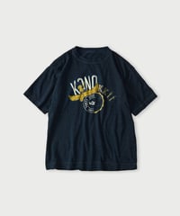 コノッキカレッジプリントの908オーシャンTシャツ  (インディゴ)