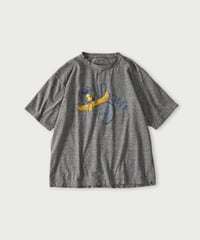 コノッキカレッジプリントの908オーシャンTシャツ  (グレーツイードトップ)