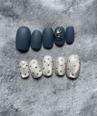 white gold magnet