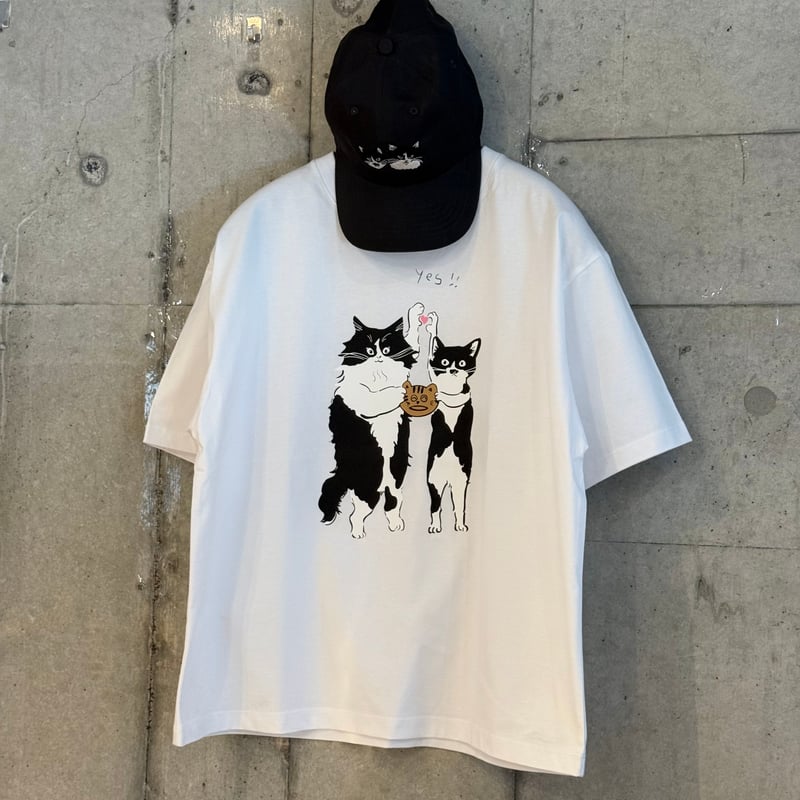 Yes!フォーリンにゃんTee (前後プリント） | CAT & BAKES 9456