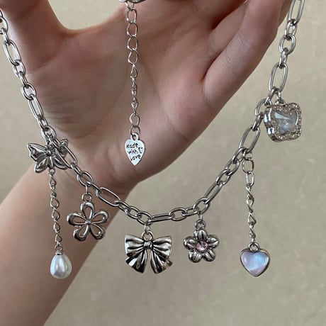 fwfw by necklace