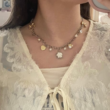 rose gold necklace