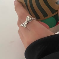 twist ribbon ring
