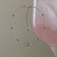 silver_ribbon necklace