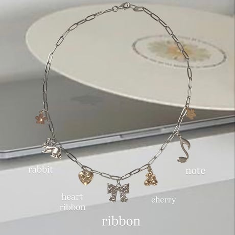 upup gd necklace