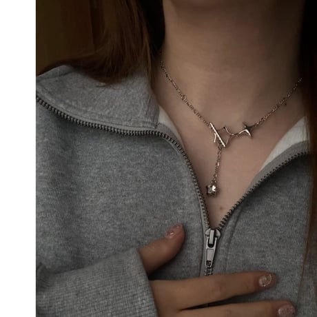 LYY STAR NECKLACE