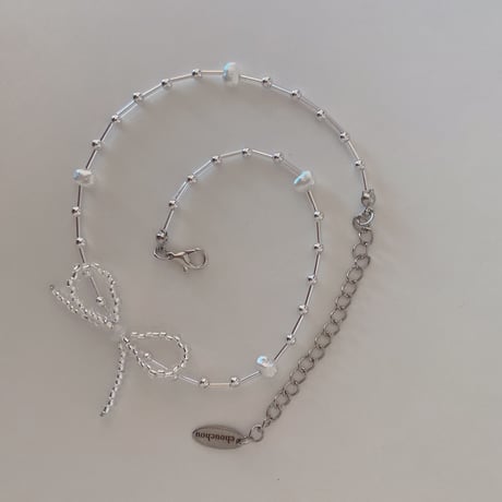 clear ribbon necklace