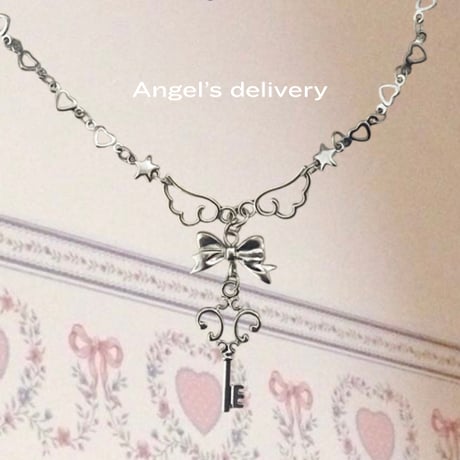 KEY HTHT NECKLACE