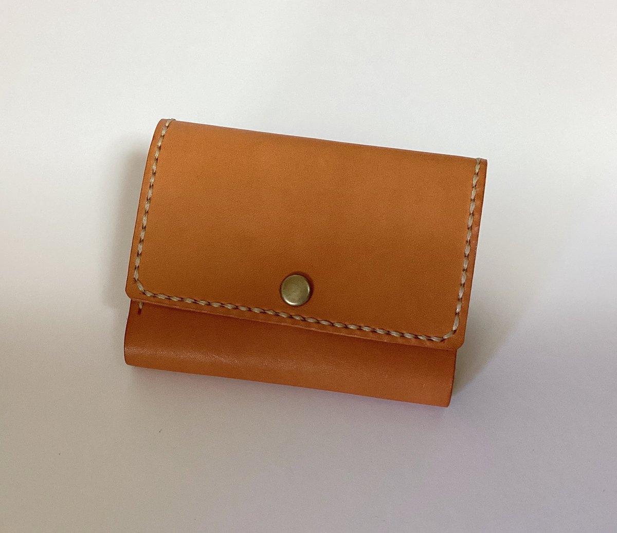革の三つ折り財布 | KJRひまこ