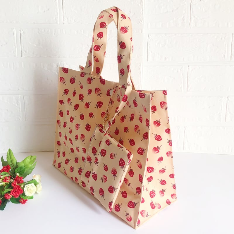 ラミネート生地のバッグ | KJRひまこ 