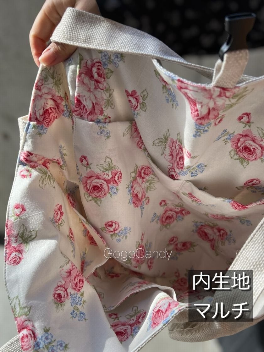 【クロスステッチ❤︎トートバッグ】ハンドメイド　サモイロフ　チューリップ クロスステッチ❤︎トートバッグ】ハンドメイド サモイロフ
