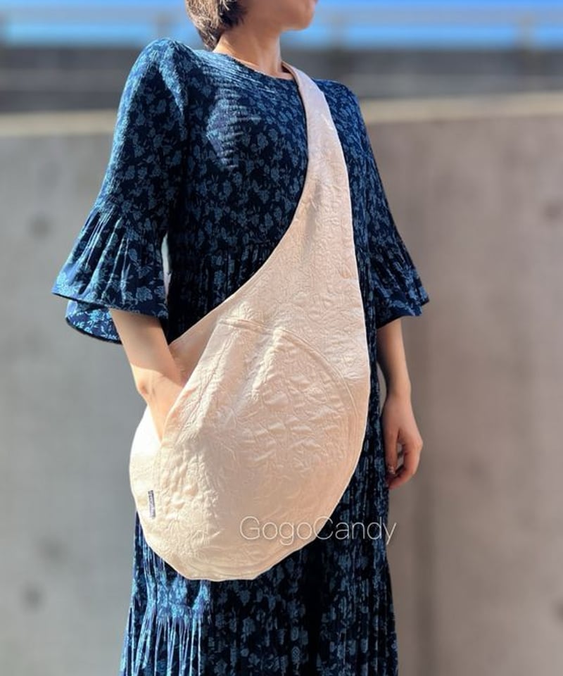 【美品】ピッピシック⭐️かごバッグ 巾着 カラフル ボーダー タッセル 美品】ピッピシック⭐️かごバッグ 巾着 カラフル ボーダー