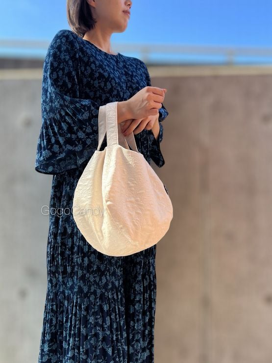 ◇手作りバッグ◇すもmoバッグ［S］まんまるトートバッグ【つやぷく