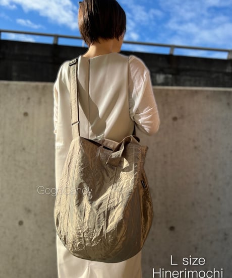 ◆手作りバッグ◆ひねりもちバッグ［M］［L］/2way・トートバッグ・ショルダーバッグ【Shine】