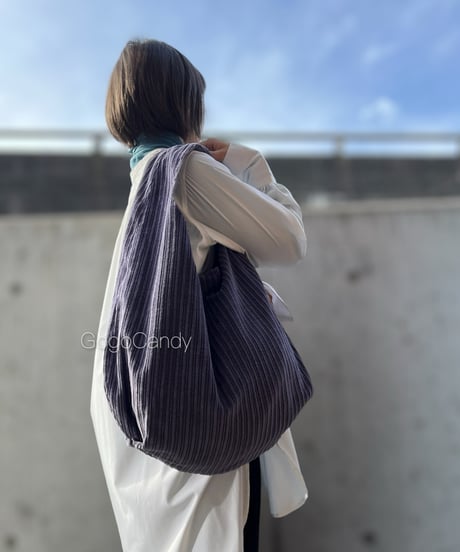 ◆手作りバッグ◆クタッとバッグ［ショート］ふんわり肩掛けバッグ【グレープグレー】