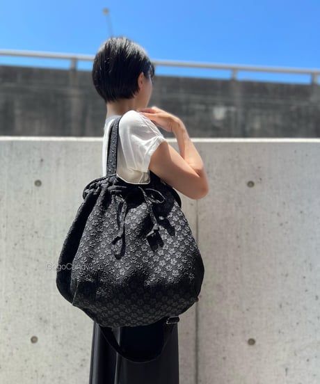 ◆手作りバッグ◆もちきんちゃくバッグ/2way・ショルダーバッグ・巾着【ぷくぷくフラワー】（ブラック）
