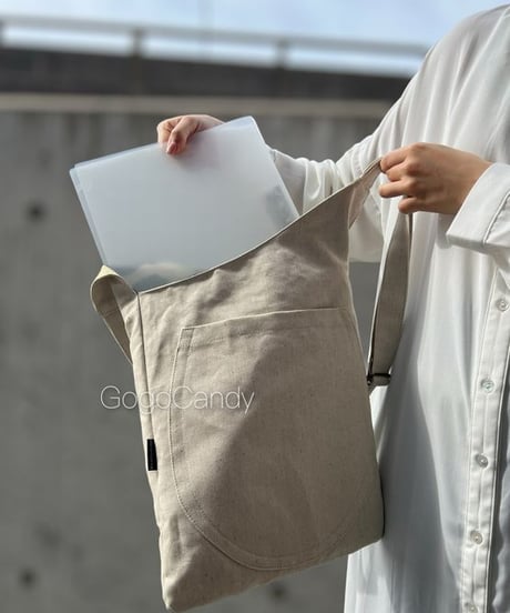 ◆手作りバッグ◆しょくパンバッグ/ショルダーバッグ・サコッシュ【リネンデニム】