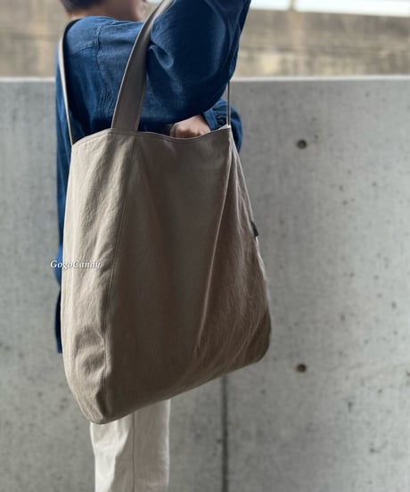 ◆手作りバッグ◆いなりもちA3トートバッグ/トートバッグ【帆布】