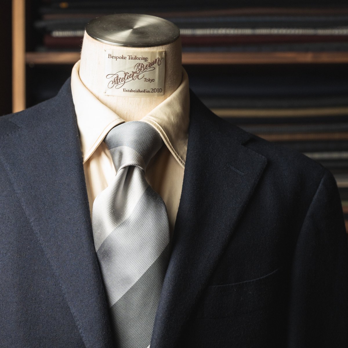 グレー 3カラー レジメンタルタイ | Atelier BERUN