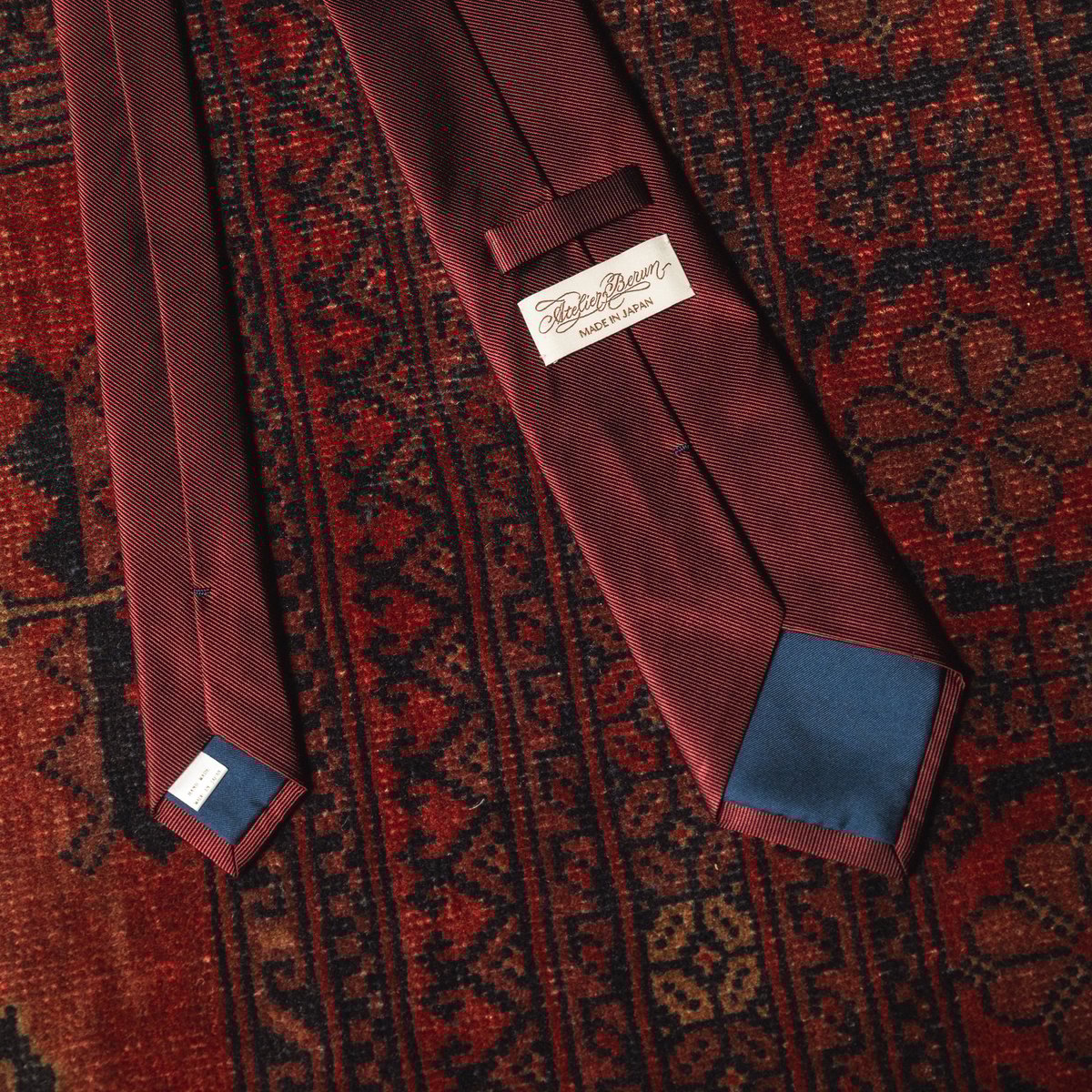 ボルドー ソリッドタイ | Atelier BERUN