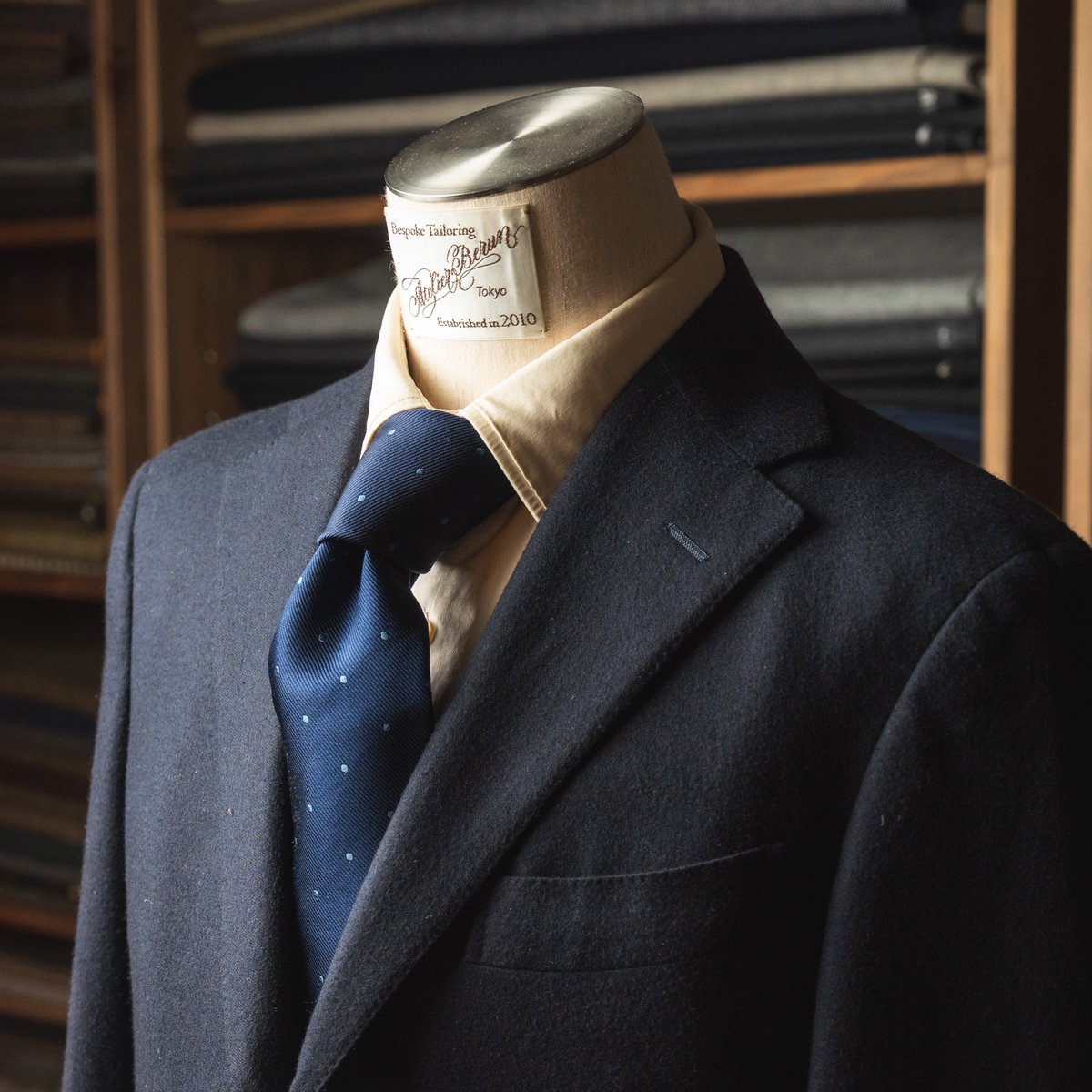 ネイビー/ブルー ドットタイ | Atelier BERUN