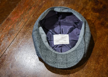 Dormeuil Tweed グレー ウインドウペーン キャスケット