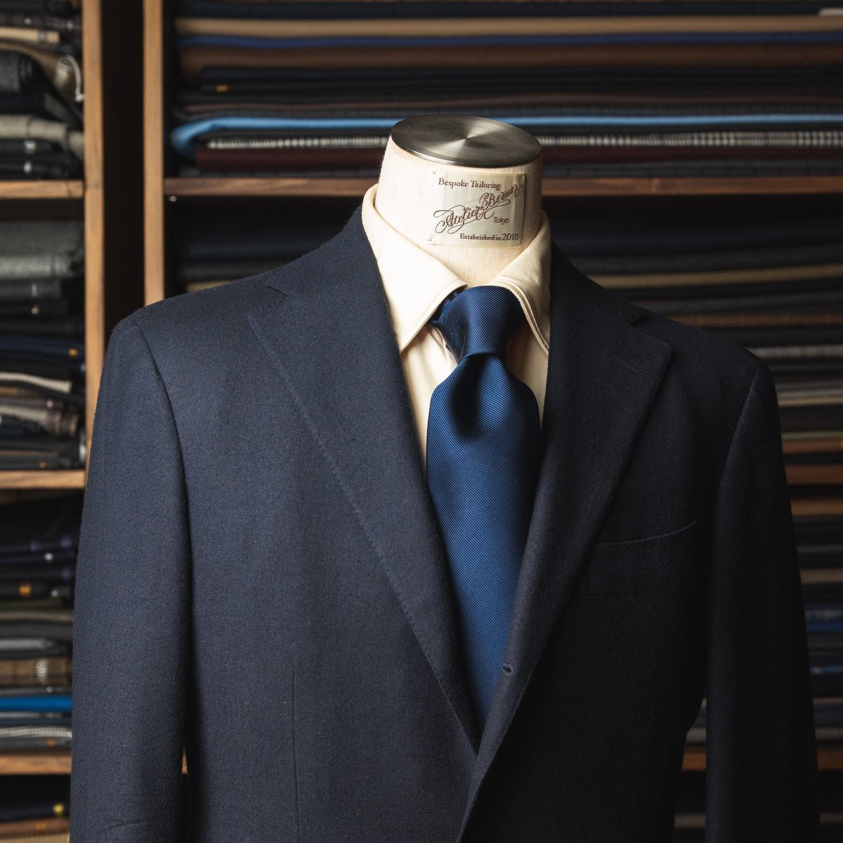 ダークネイビー ソリッドタイ | Atelier BERUN