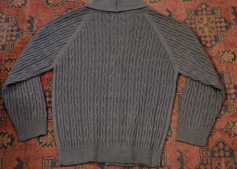 美品【ヨリ】ファンシーへムケーブルカーデ ニット　カーディガン グレー org.jpg